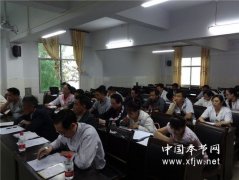 甲高镇卫生院：举行疾病预防与免疫规划培训会